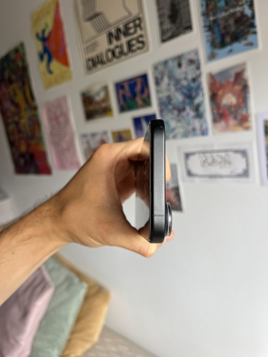 iPhone 16 Preto 128GB
