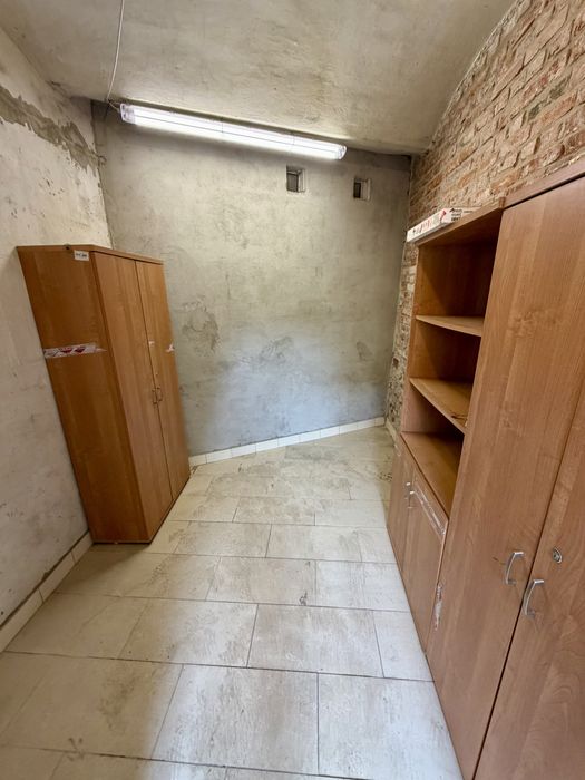 Komorka lokatorska lub pom. gospodarcze. Św. Wincentego. Nadodrze.