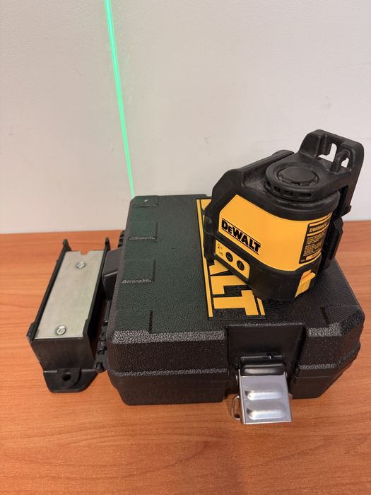 Laser Dewalt DW088