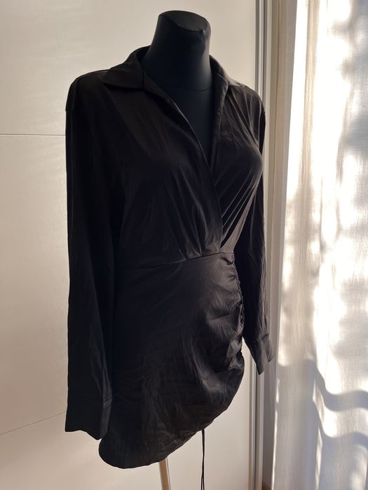 Czarna sukienka „satynowa” Cider rozmiar L