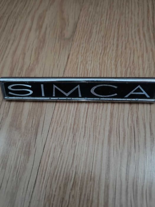 Vendo símbolos de marcas de automóveis