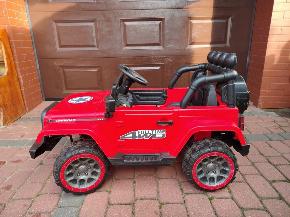 Samochodzik dziecięcy Jeep 4WD cabrio