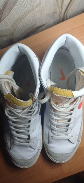 Nike Blazer 77 Vintage Mismatched Swoosh