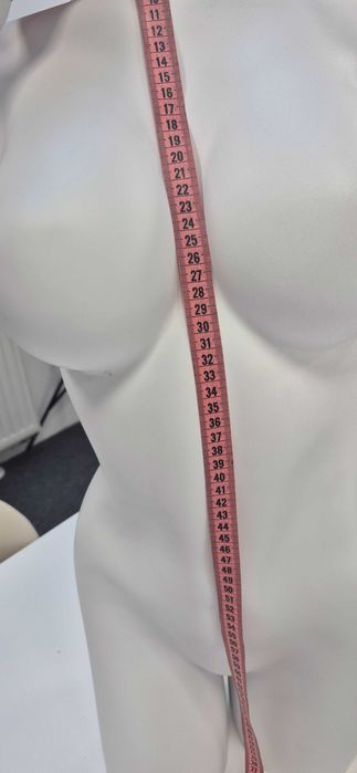 Maneken damski bialy matowy (ne plastikowy) 3 szt