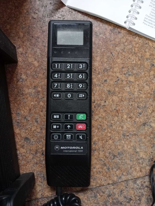 DESCIDA DE PREÇO Telemóvel Motorola antigo