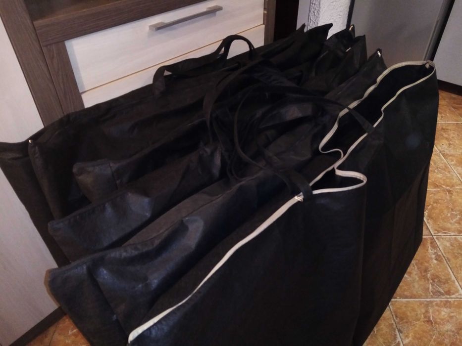 pokrowce  DJ- a i różne szyjemy- skóra , ekoskóra , materiały tapic...