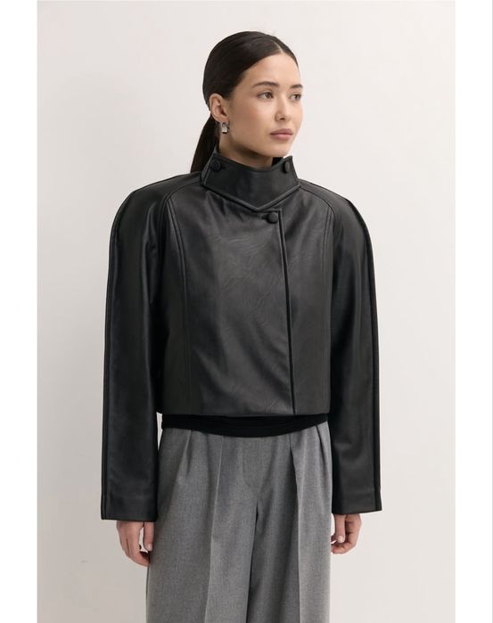 Бомбер з круглими плечиками Vloria, розмір ХС