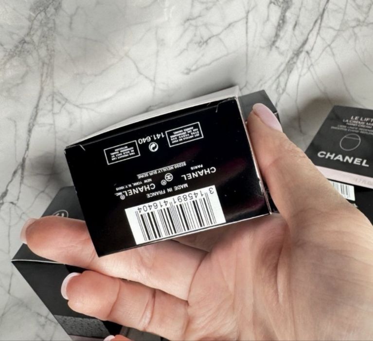 Крем для рук Chanel Le Lift