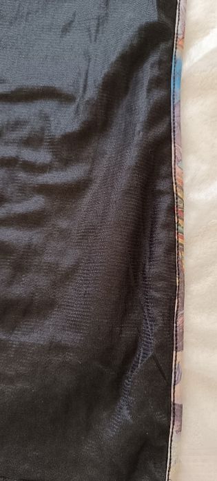 Vestido preto de lantejoulas