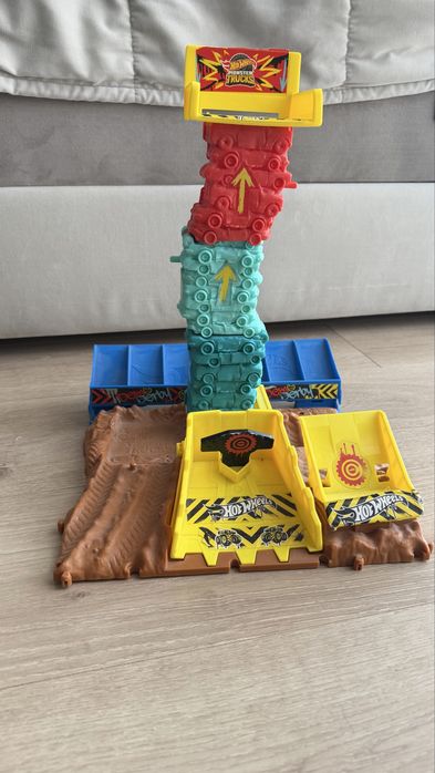 4 Треки hot wheels