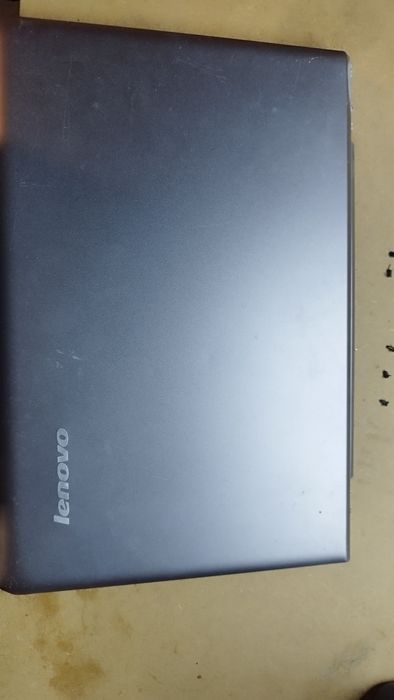 Portátil Lenovo IdeaPad U330 Touch (Sem Placa-Mãe/RAM/SSD) – Para Peças