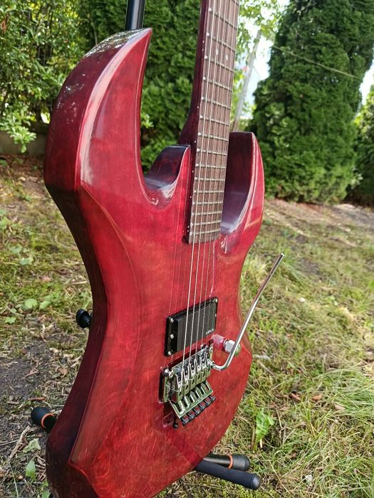 Gitara lutnicza Vooytzeenski Guitars - Dracul + case