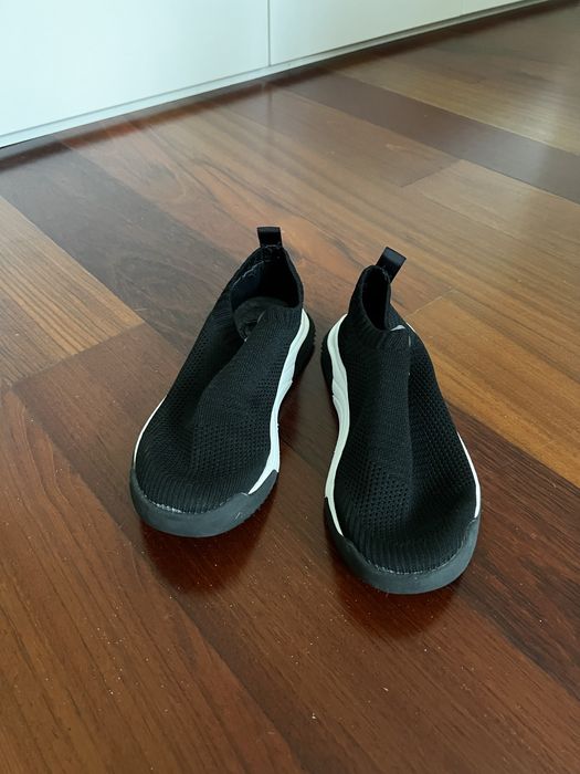 Sapatos práticos Zara