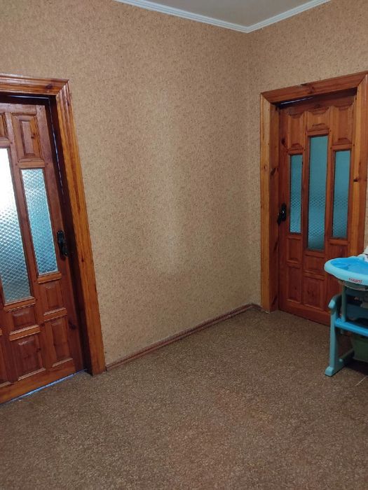 Продаж3-х-к квартири в центрі міста Городня , Чернігіська область.