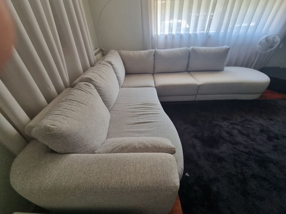 Sofá em L modular