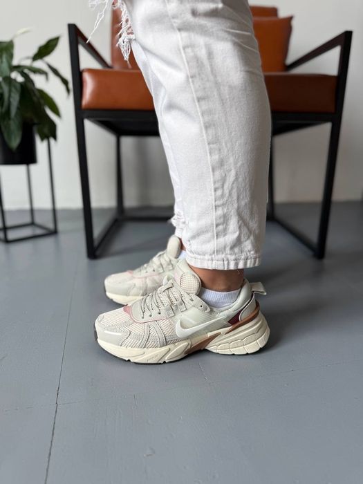 Nike V2K Runtekk Beige Grey (без предплат)