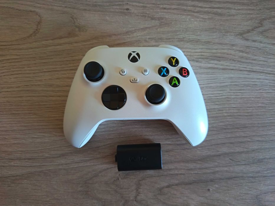 XBOX Series S + Comando + Bateria