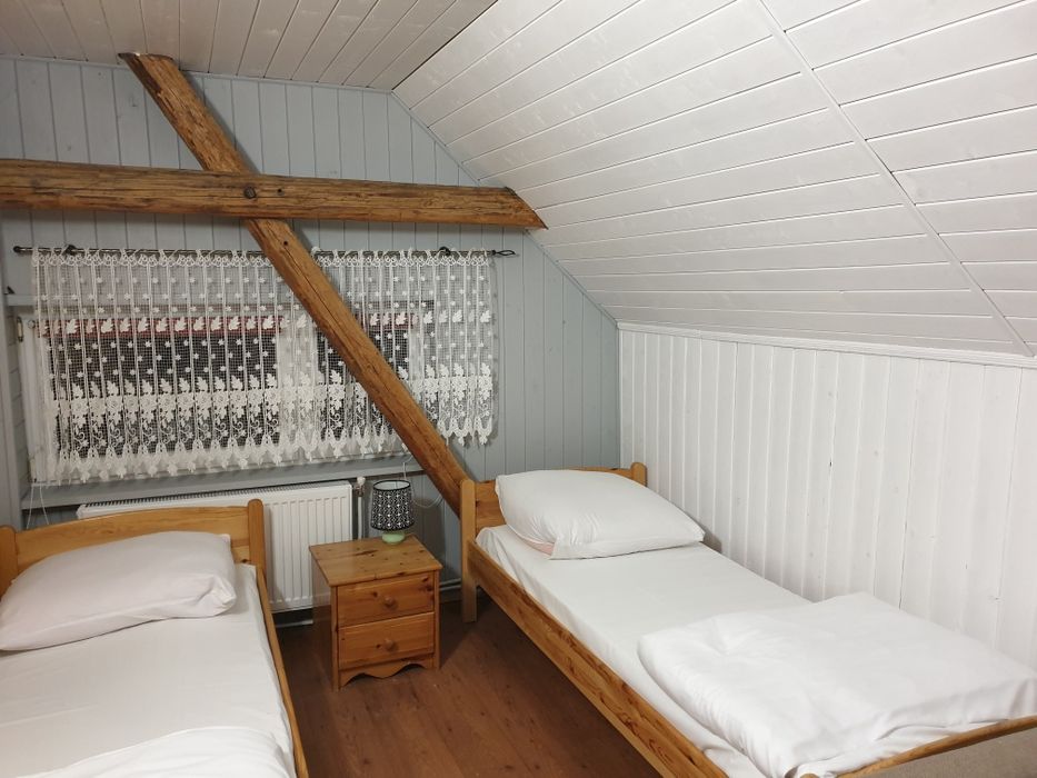 Rajd Wolny Domek Sauna Jacuzzi jezioro Plac zabaw nocleg  termin