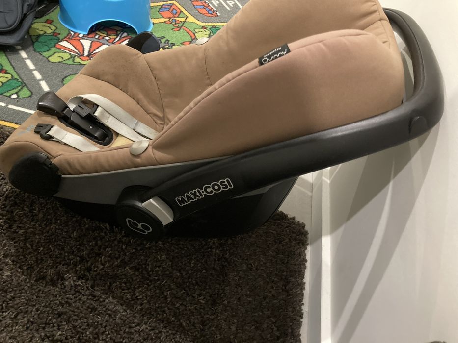 Cadeira auto - Quinny Maxi-Cosi