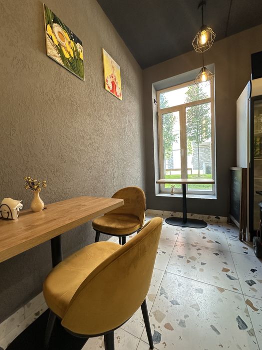 Комерція з ремонтом в ЖК Молодість Ірпінь Кавʼярня, Барбершоп, офіс