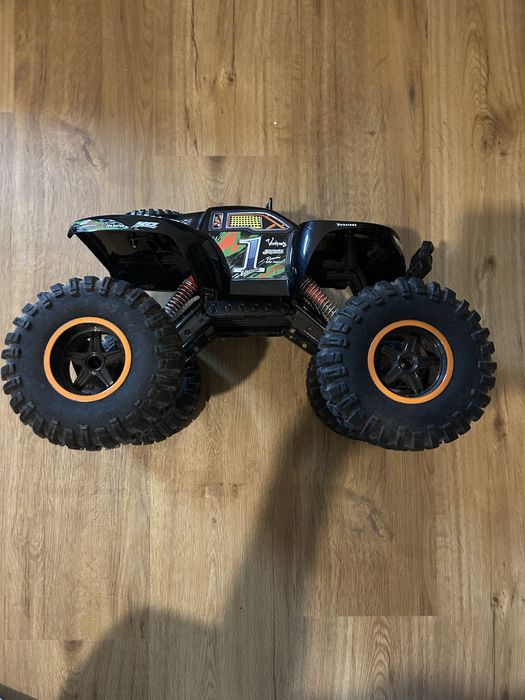 Carro telecomandado ( RC )