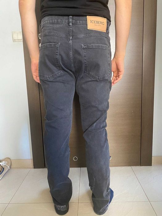 Ciemne spodnie jeans Iceberg rozmiar 36