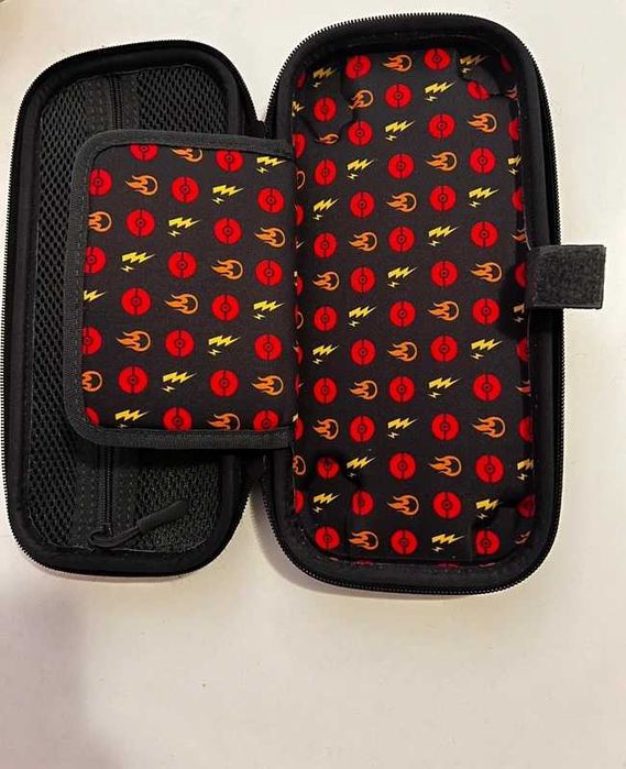 Bolsa para Nintendo Switch e Confort Grip para Nintendo Switch Joy-Con