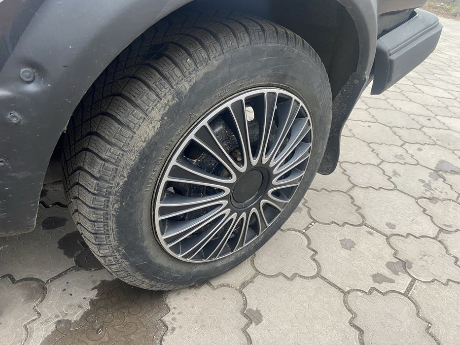 Volkswagen Golf 2. 1.6 Бензин.