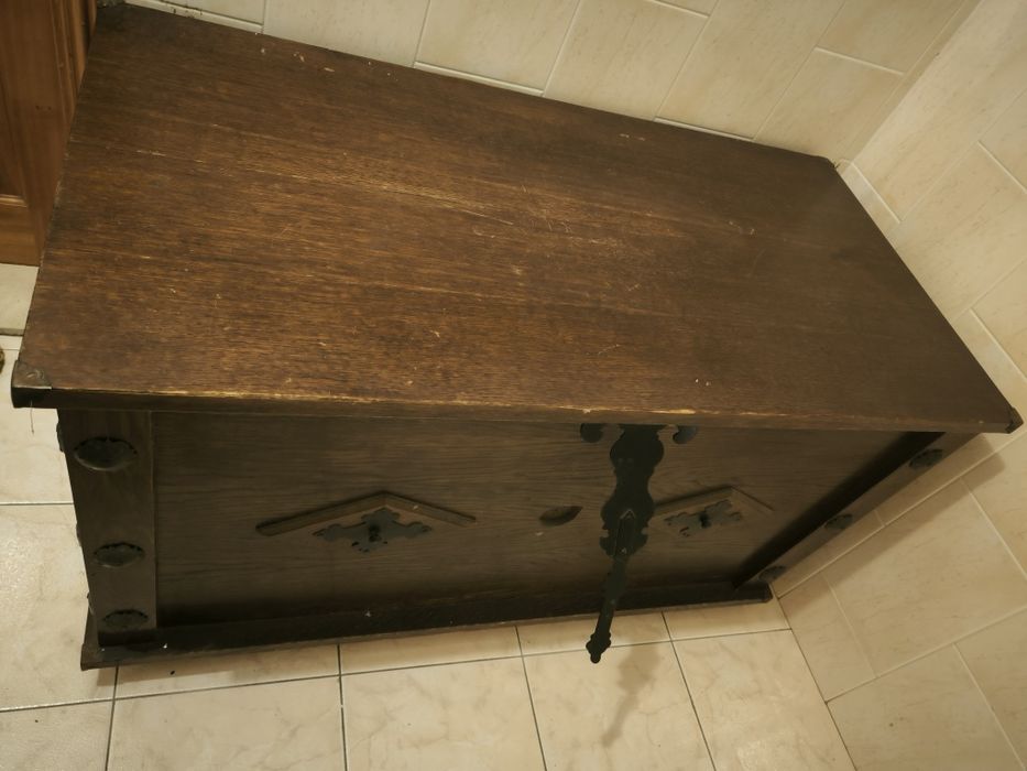 Arca Feita de Madeira