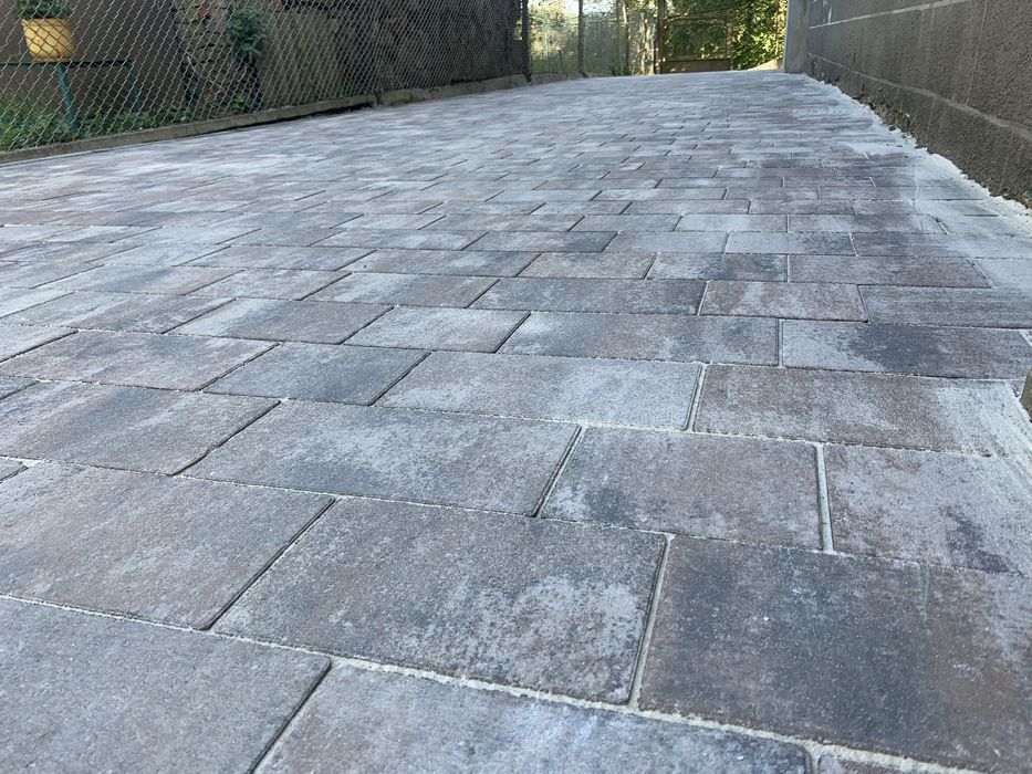 Укладаємо бруківку