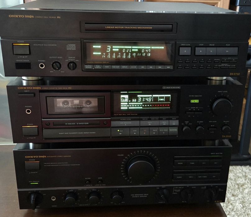 Onkyo integra A-8670,TA-2550,DX-6750,pilot