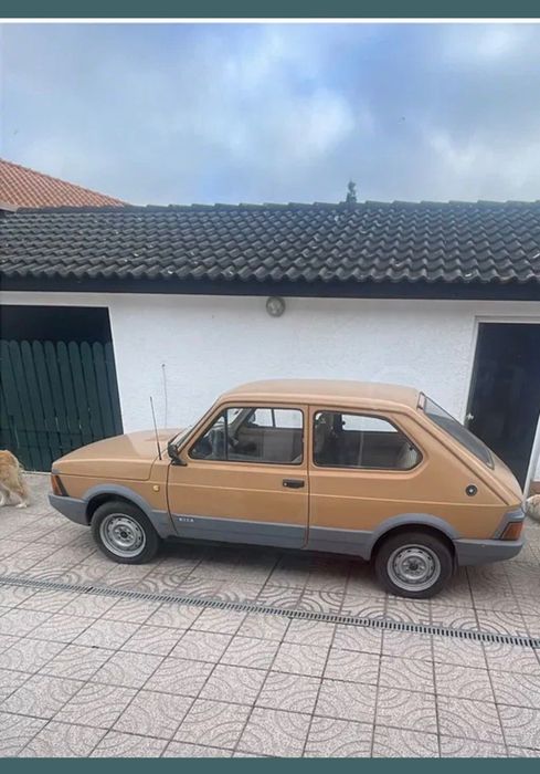 Fiat 127 Super 1983 – Classic Car with Valid Documentation