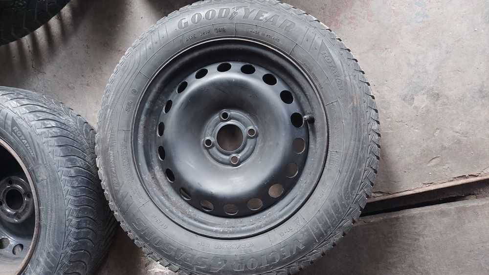 Продам колёса 195х65 R15