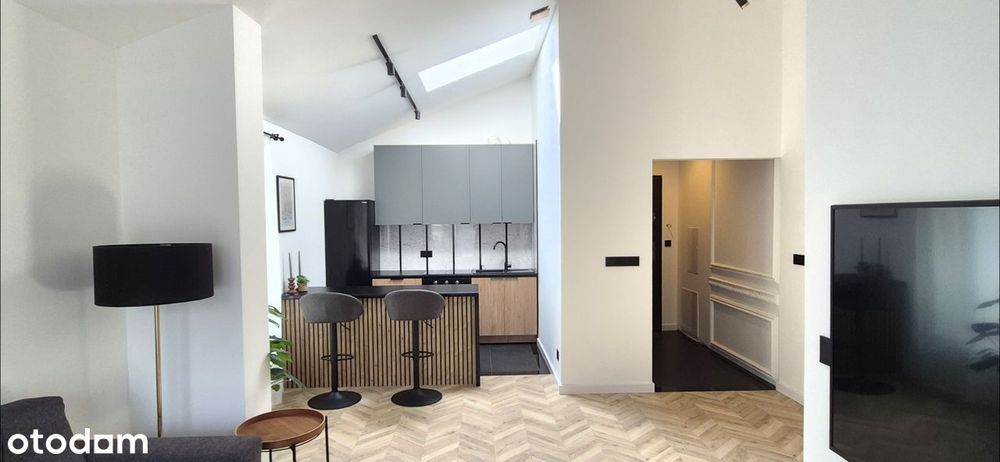 WYJĄTKOWY APARTAMENT z ogródkiem i przestronnym tarasem.