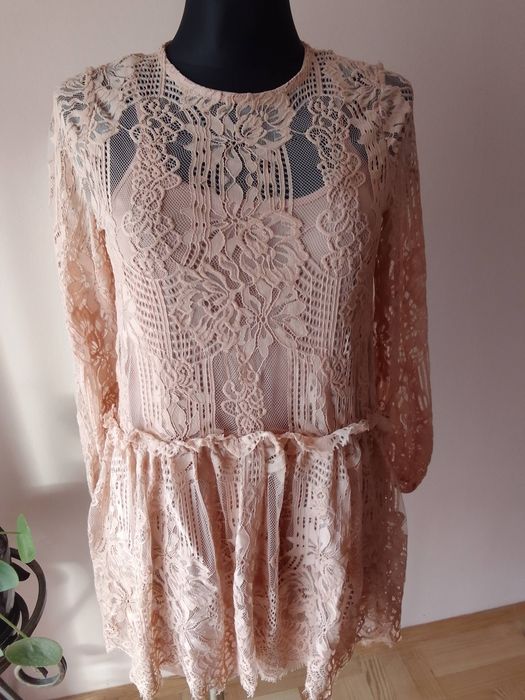 Sukienka midi beżowa koronkowa S nowa