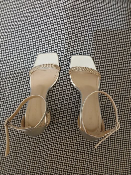 Босоніжки як нові