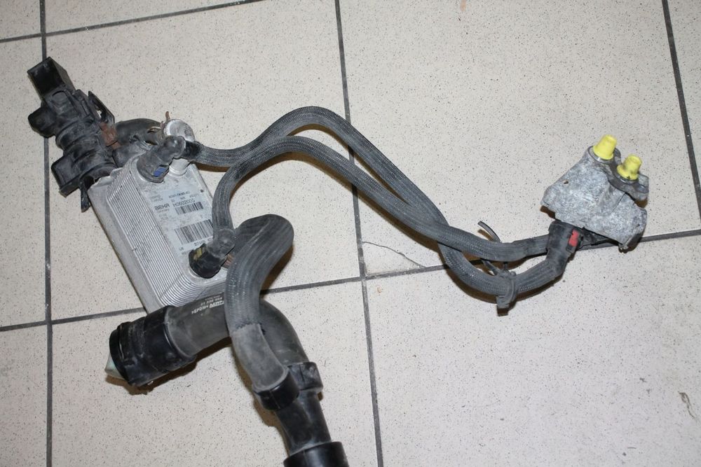 VOLVO V70 S80 V60 S60 XC60 XC70 TERMOSTAT SKRZYNI 31319791, CHŁODNICZKA