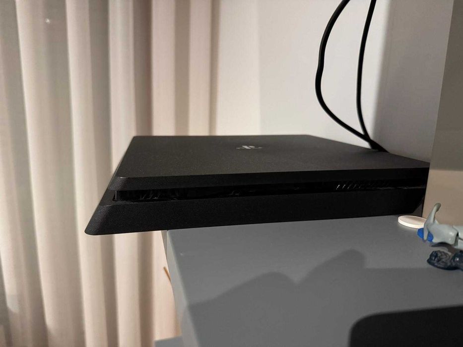 PlayStation®4 em bom estado