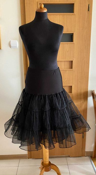 Halka tiulowa pin-up czarna