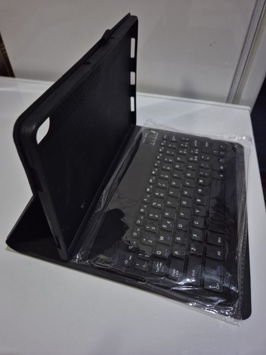 Lenovo Tab P11 і P11 Plus (модель Tab-J606F) чохол з клавіатурою Smart Keyboard CASE  для планшетів