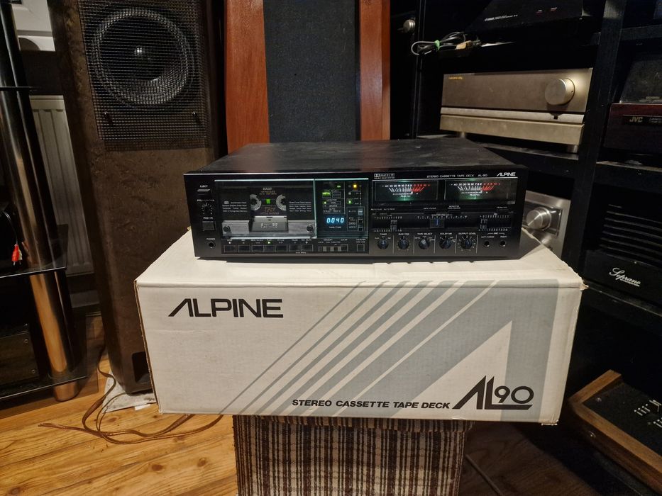 Alpine AL90 vs luxman k05