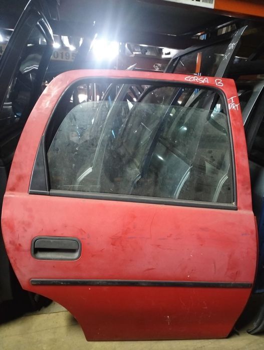 Porta traseira direita Opel Corsa B