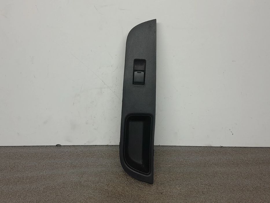 Comando / botão / interruptor vidros trás direito NISSAN Tiida Hatchba