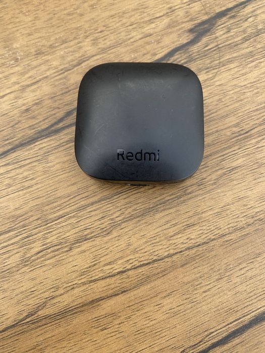 Xiaomi Redmi Buds 6 Active - кейс з лівим навушником