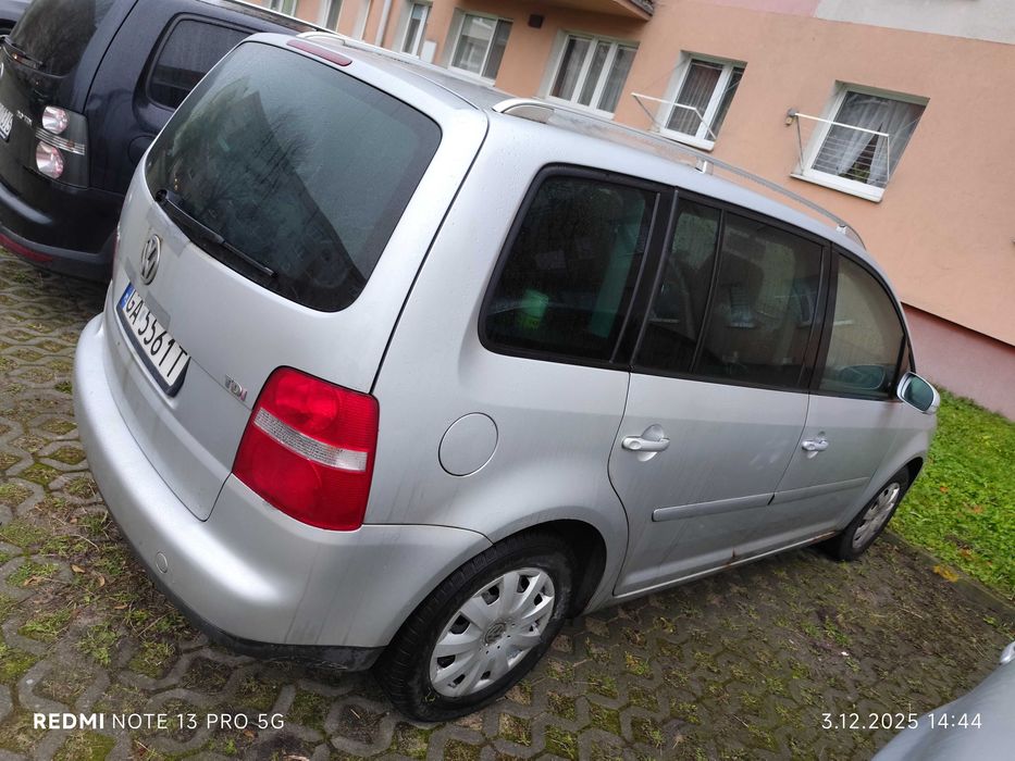 volkswagen touran