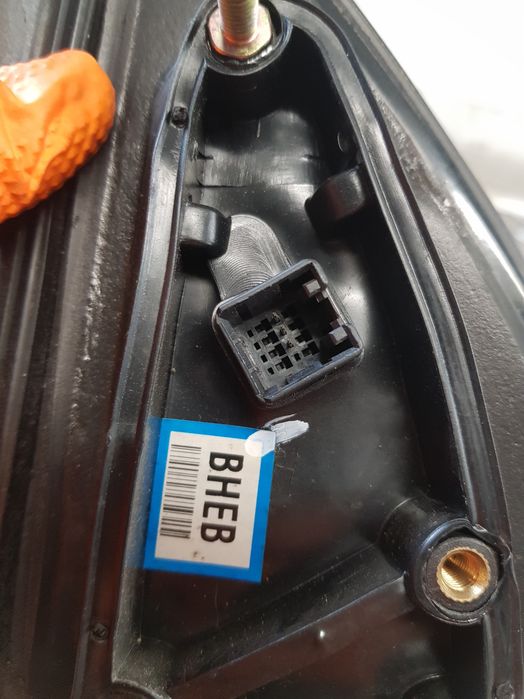 Lusterko Lewe 3Pin Hyundai Santa Fe I Lift 04R- Europa K: Eb