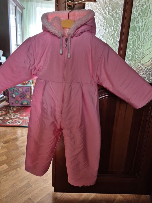 Дитячий зимовий комбінезон для дівчинки