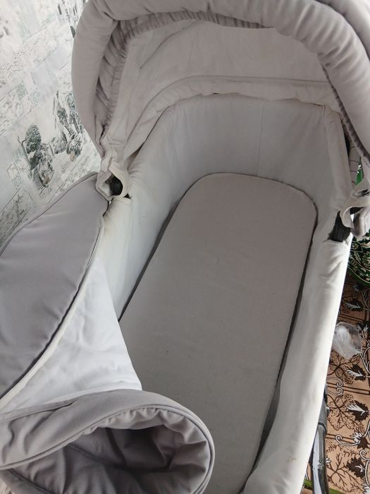 Продам коляску Roan Marita
