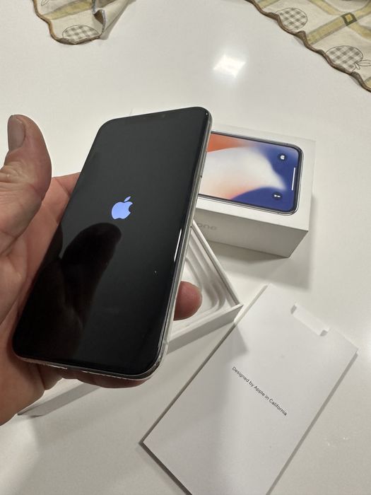 Vendo IPhone X branco 64gb