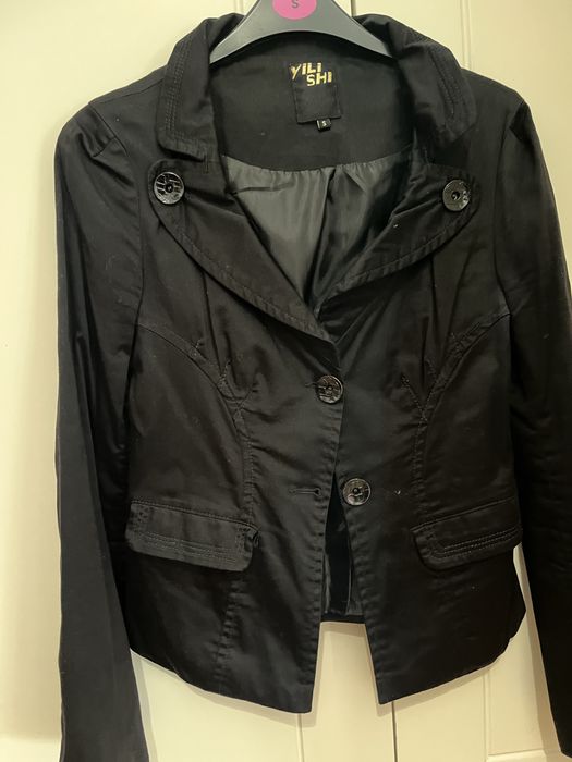 Casaco de pelo novo mais varios casacos como novos